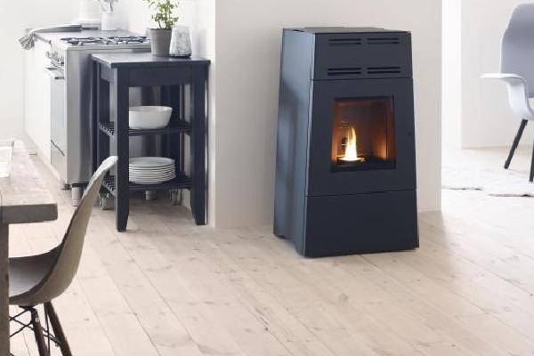 Jotul - PF 600 et 900 modèles en forme de trapèze - Poêles Granulé en Normandie