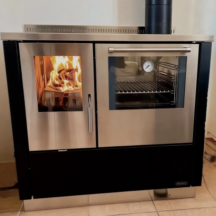 Pose d'une cuisinière à bois Rizzoli S90 Moderna à Ver-sur-Mer
