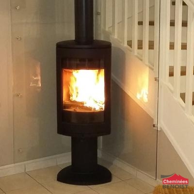 Réalisation d’un poêle Jotul F360 à bois-bûche à Anguerny