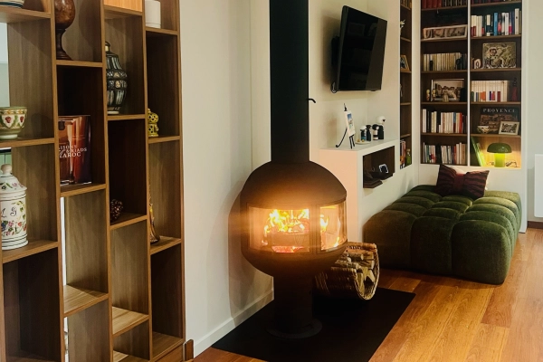 Poêle à bois Edofocus installé sur pied proche de Caen