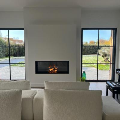 Création d’une cheminée bois M-Design en Normandie.