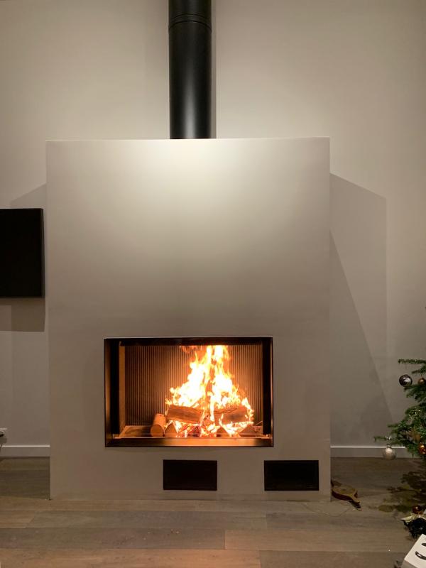 Réalisation d'une cheminée M design 1150 V luna diamond à boisbûche à — free download
