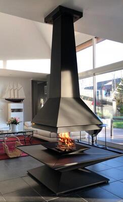 Réalisation d’une cheminée à bois-bûche Montgo 120 Vyrosa à Honfleur