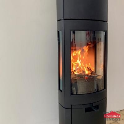 Pose d’un poêle à bois-bûche Jotul F378 high top Advance à Basly.