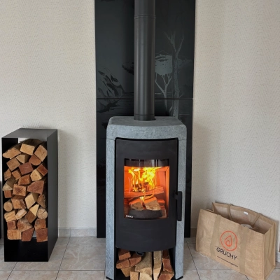 Mise en place d’un poêle à bois Rika Nex à Bretteville-sur-Odon