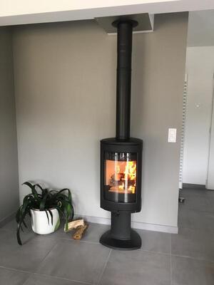 Installation d'un poêle à bois Jotul 373 à Démouville