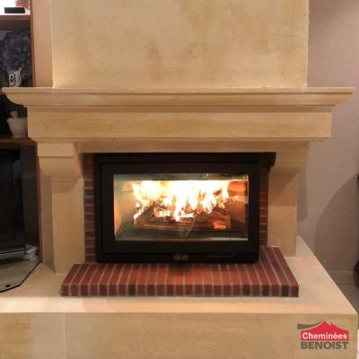 Réalisation d’une cheminée Insert Jotul I 620 à bois-bûche à Saint Manvieu