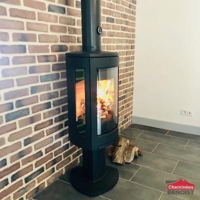 Installation d'un poêle à bois-bûche Jotul F373 à Avenay 