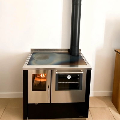 Pose d'une cuisinière à bois Rizzoli S90 Moderna à Ver-sur-Mer