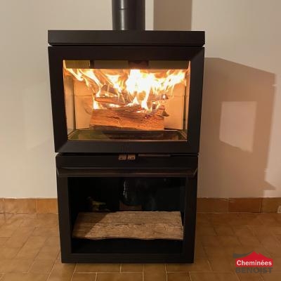 Aménagement d'un poêle F520 Jotul à Bieville-Beuville