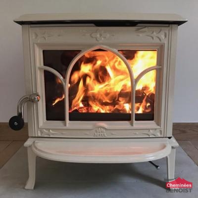 Pose d'un poêle à bois Jotul F 100 à Houlgate