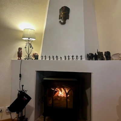 Pose d’un poêle à bois Jotul F205 LL dans le Calvados