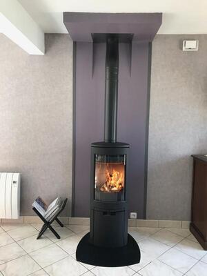 Aménagement d'un poêle à granulé Jotul F368 à Argence